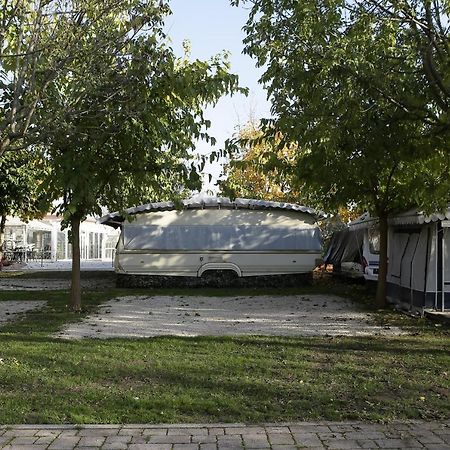Camping Da Giovanni Peschiera del Garda Exterior foto