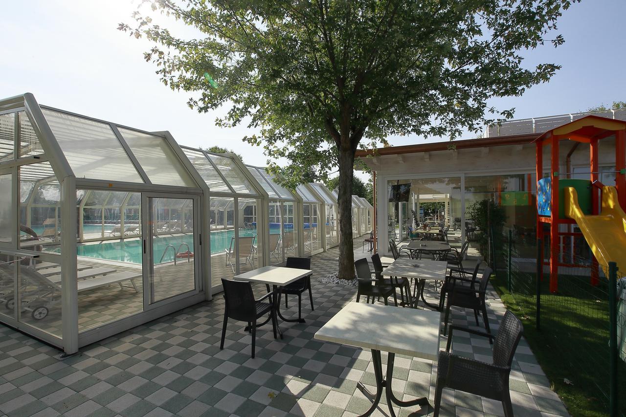 Camping Da Giovanni Peschiera del Garda Exterior foto