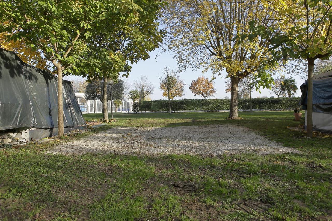 Camping Da Giovanni Peschiera del Garda Exterior foto